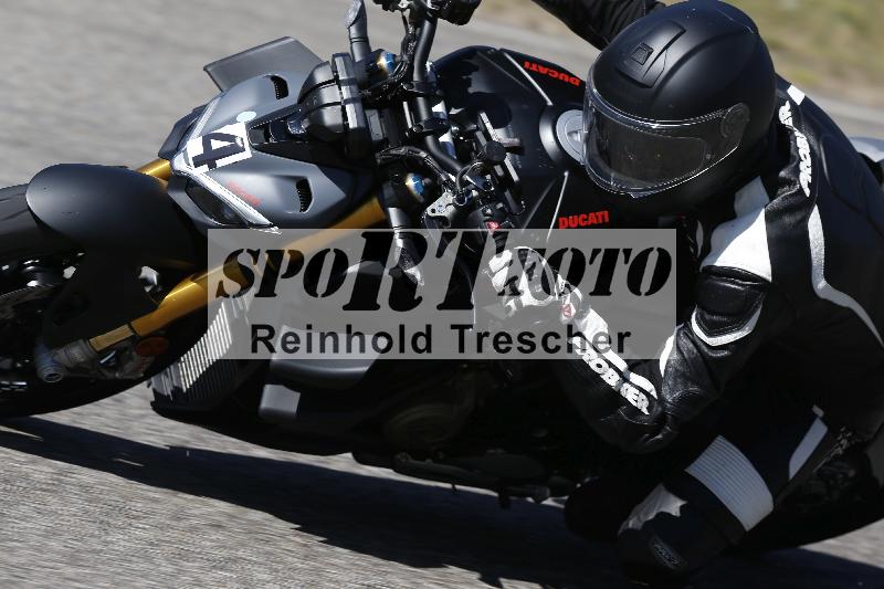 /07 09.04.2026 Cornu Master School ADR/Gruppe blau/4